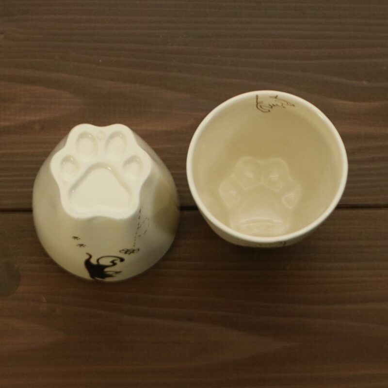 |ぶらさがり猫　肉球コップ|陶磁器のセレクトショップ Oneclay